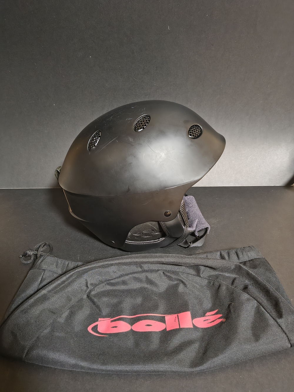 BOLLE SKI / SNOW HELMET Adult Medium 52-54CM Black M